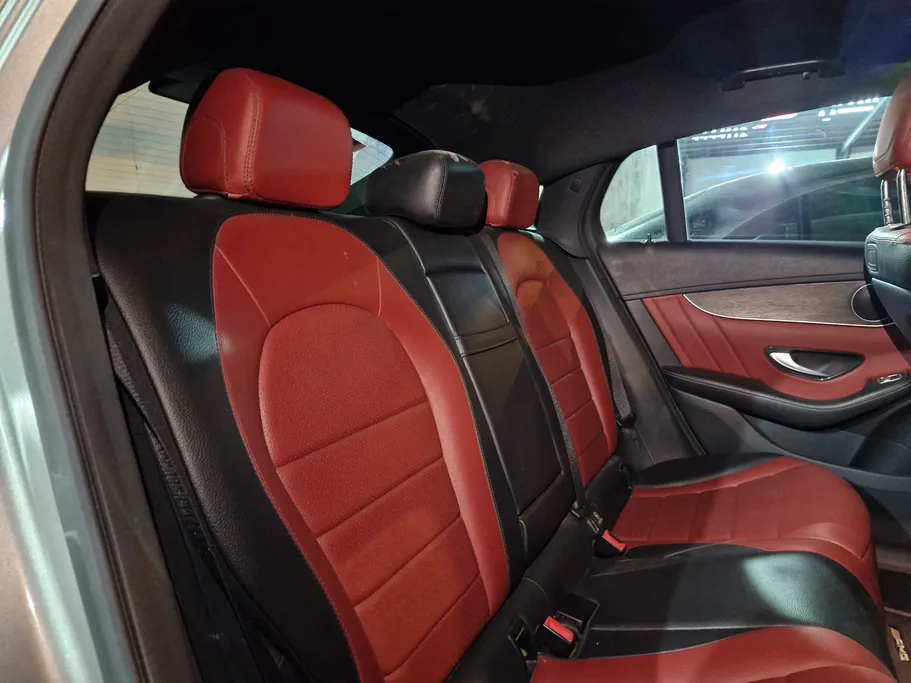 2020 Mercedes GLC 200 