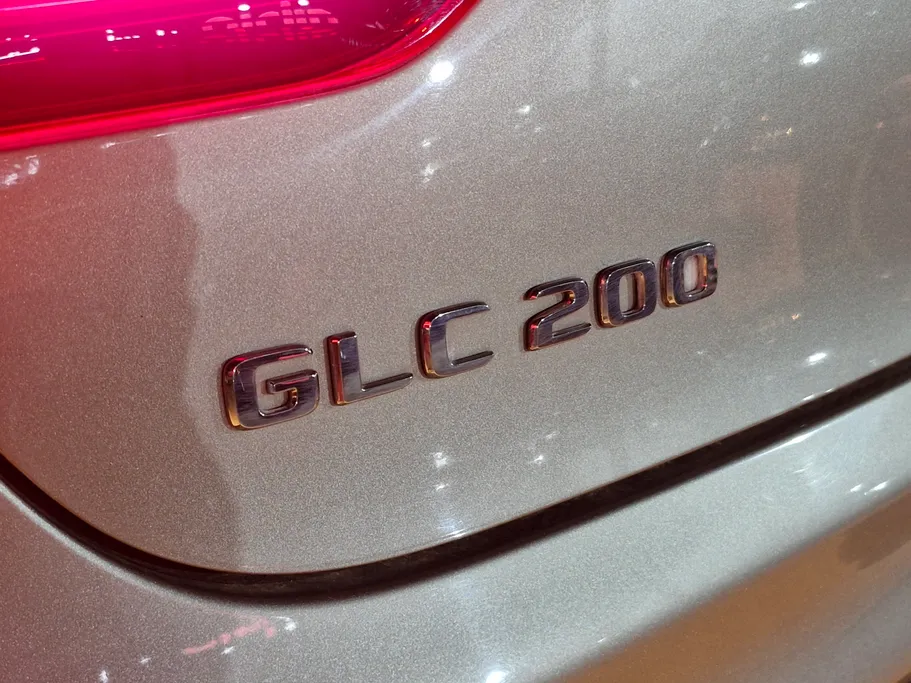 2020 Mercedes GLC 200 