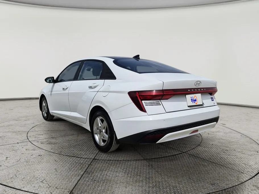 2024 Hyundai Accent Fleet 