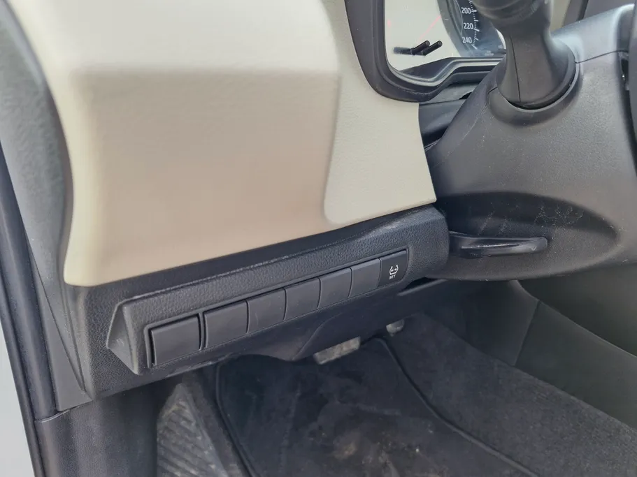 تويوتا كورولا XLI 2024 