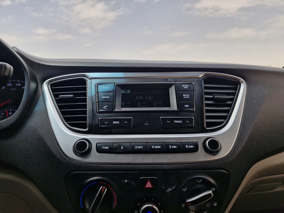 هيونداي اكسنت سمارت 2021 