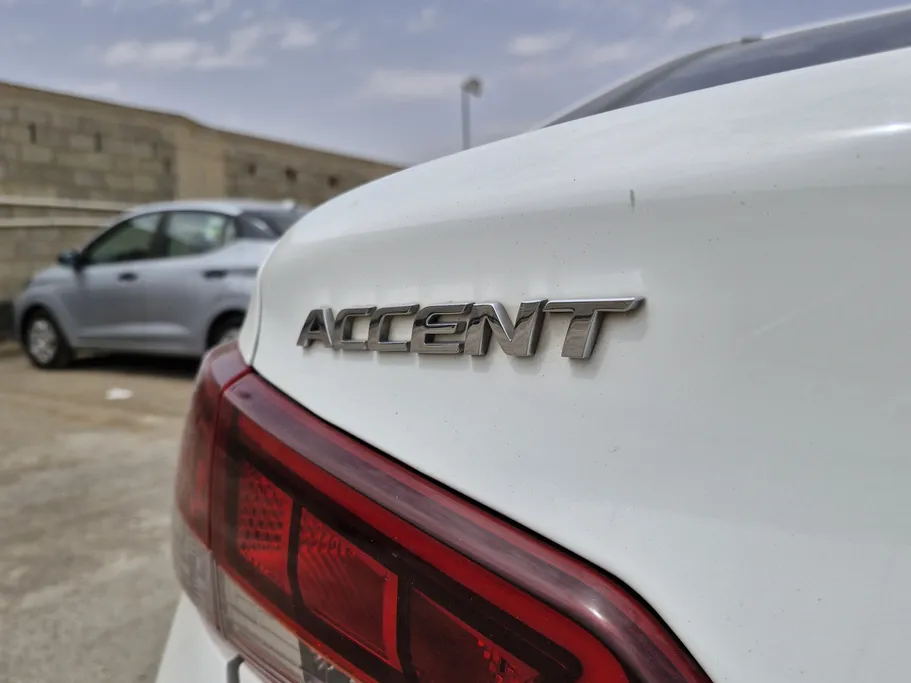 هيونداي اكسنت سمارت 2021 