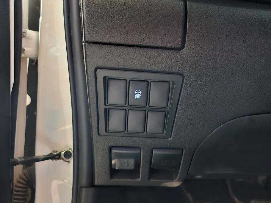 2018 Toyota Hilux GL 