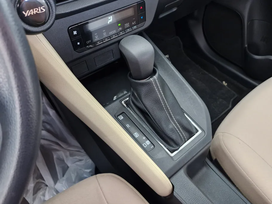 تويوتا يارس Y 2023 