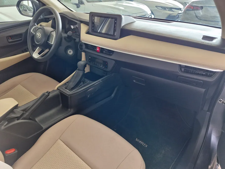 تويوتا يارس Y 2023 