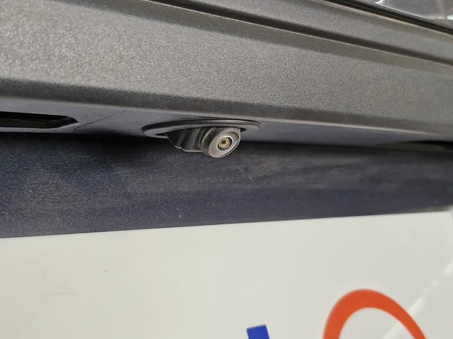 تويوتا يارس Y 2023 