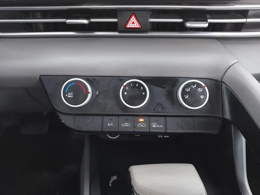 2022 Hyundai Elantra Fleet 