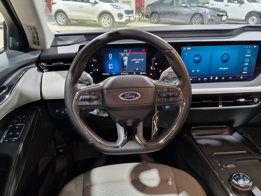 فورد تورس امبيانتي 2025 