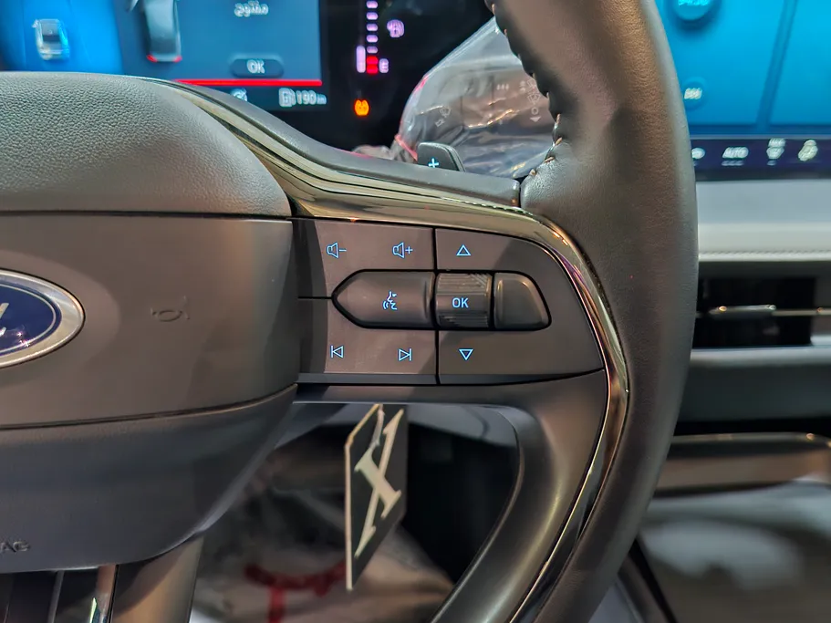 فورد تورس امبيانتي 2025 