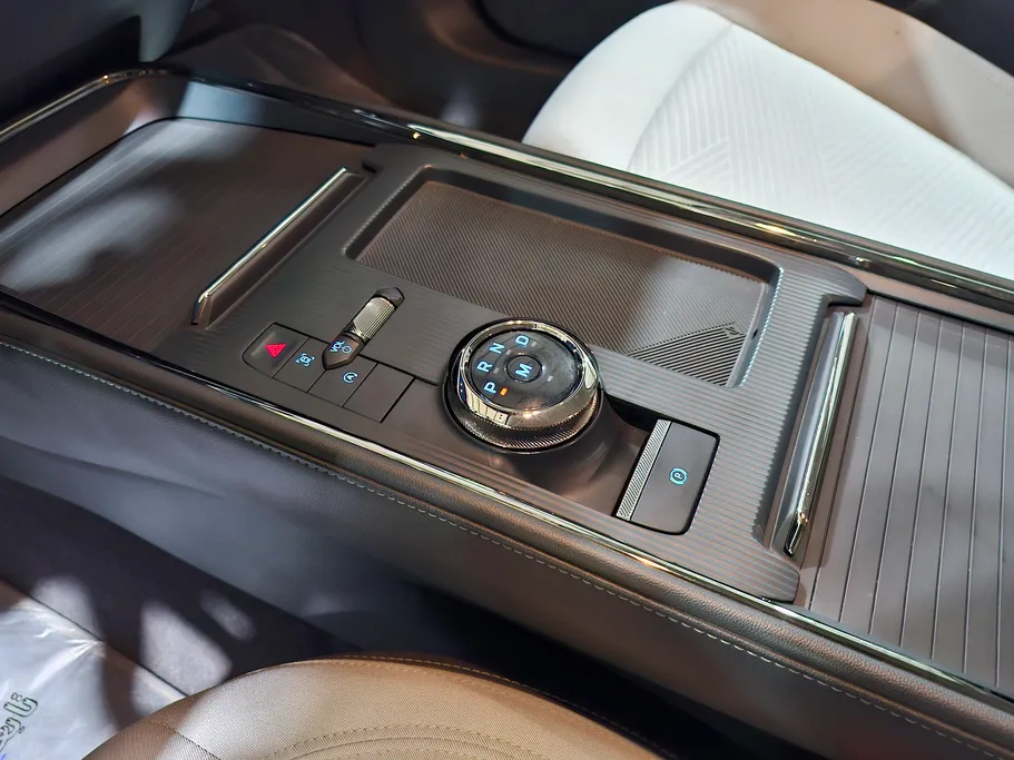 فورد تورس امبيانتي 2025 