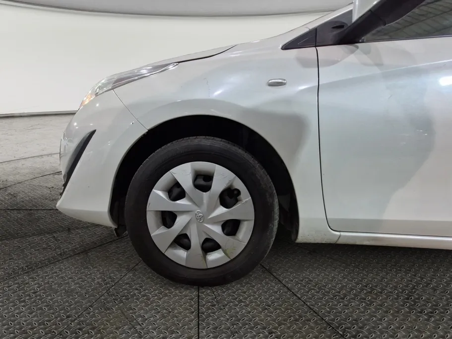 2019 Toyota Yaris  Y 