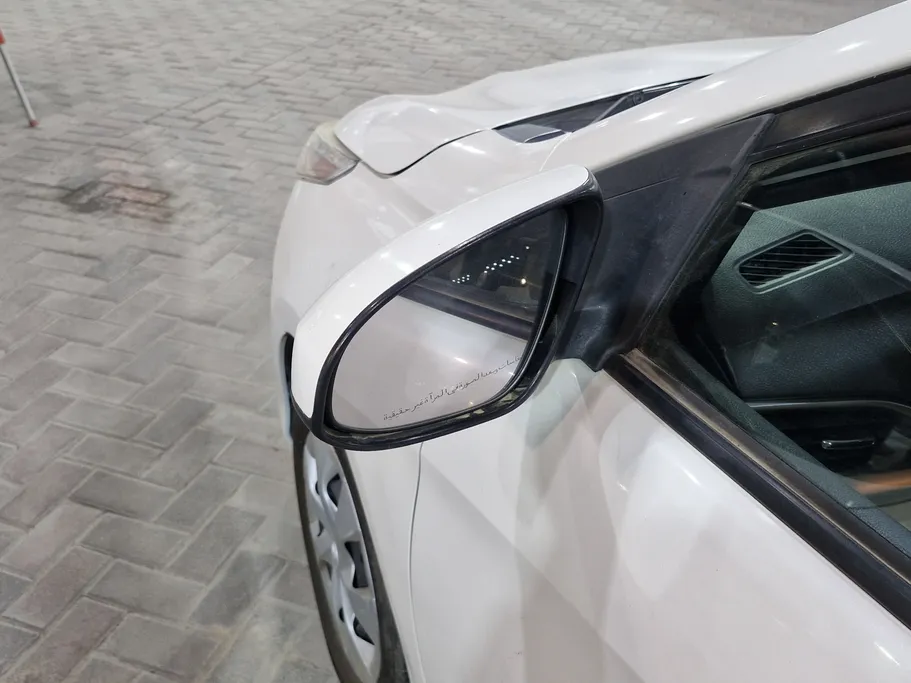 2019 Toyota Yaris  Y 