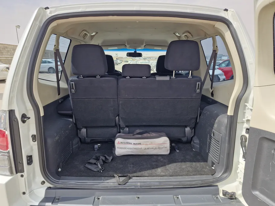 2020 Mitsubishi Pajero GLS 3Doors 