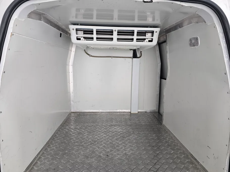 2023 Peugeot Partner Short van 