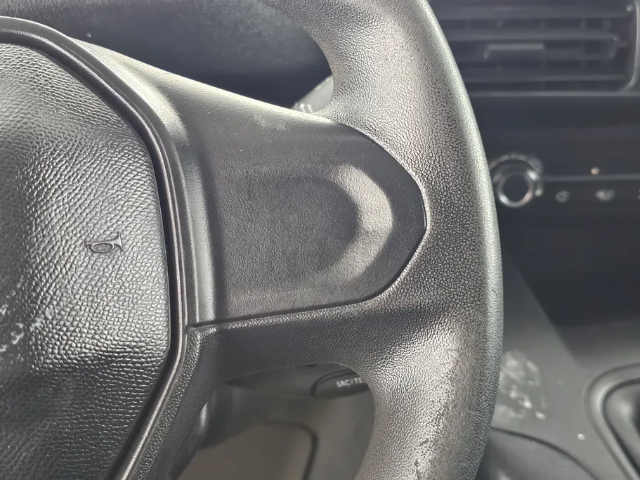 2023 Peugeot Partner Short van 