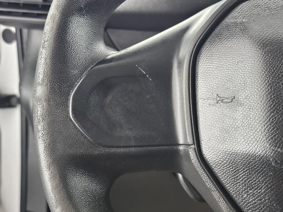 2023 Peugeot Partner Short van 