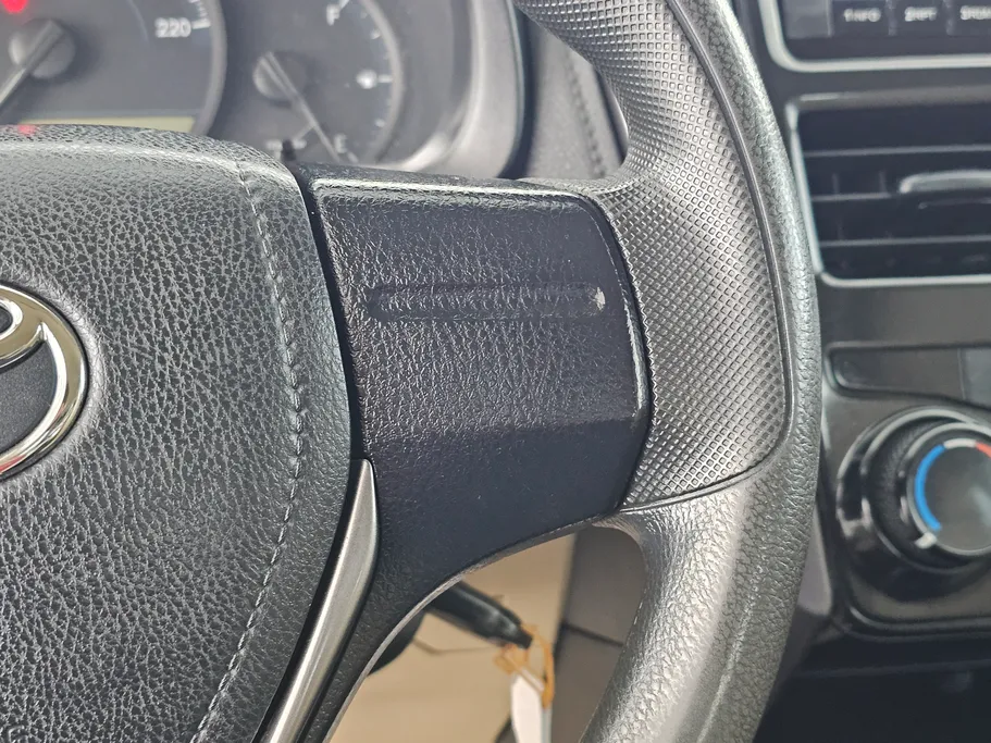 تويوتا يارس Y 2021 