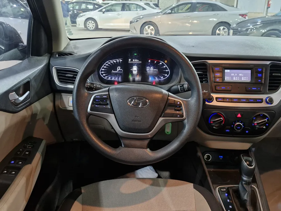 2023 Hyundai Accent Smart 