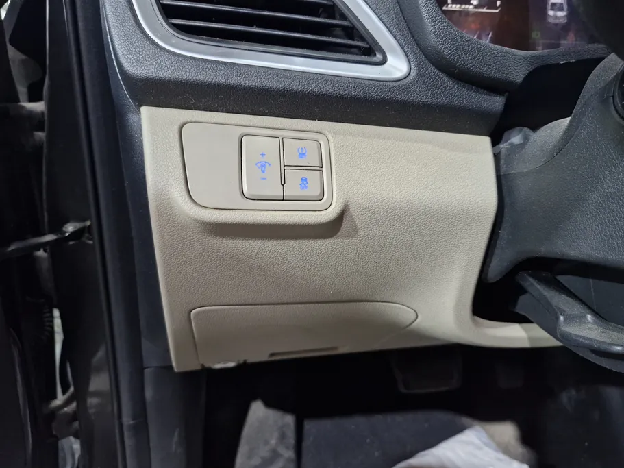 2023 Hyundai Accent Smart 