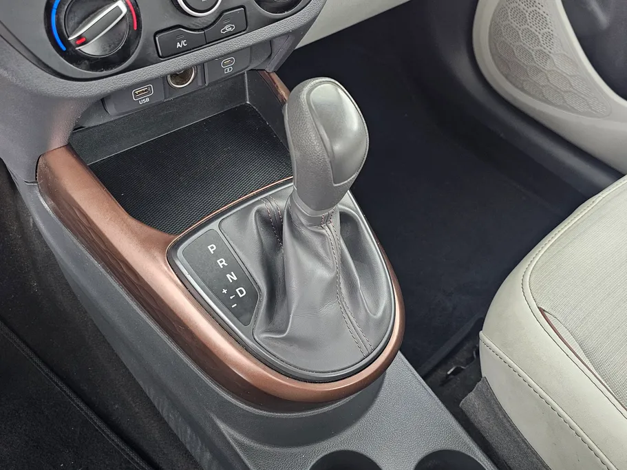 هيونداي Grand i10 فلييت 2024 