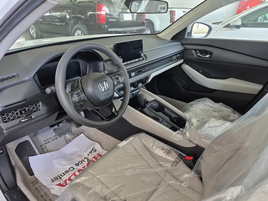 هوندا اكورد LX 2025 