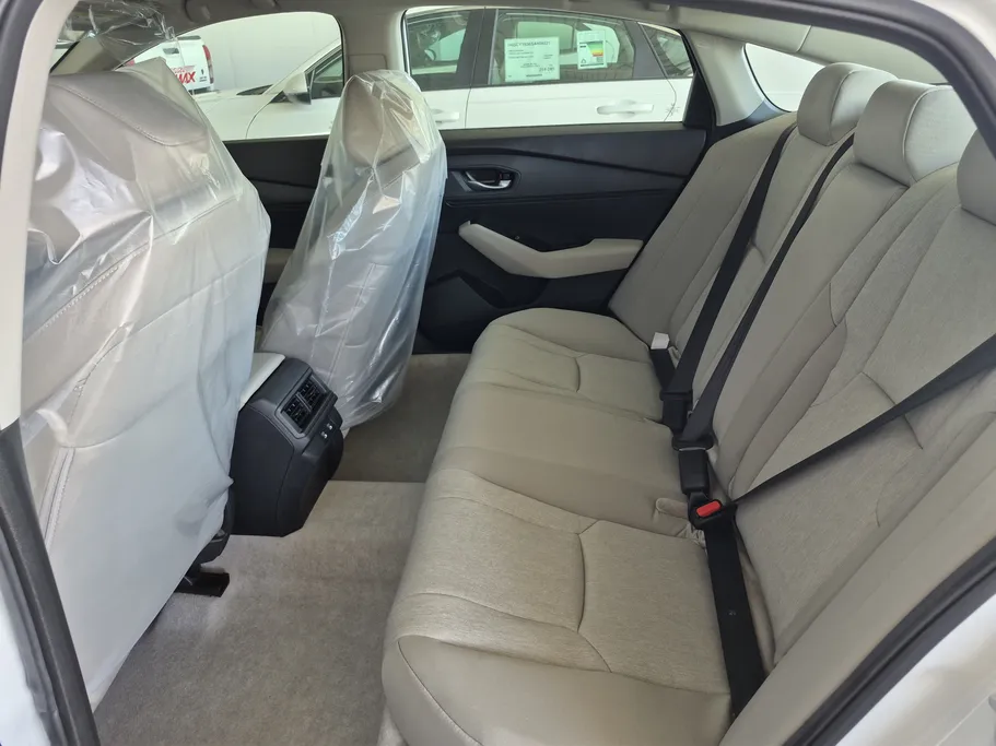 هوندا اكورد LX 2025 