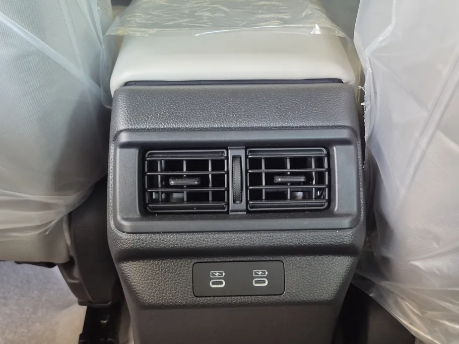 هوندا اكورد LX 2025 