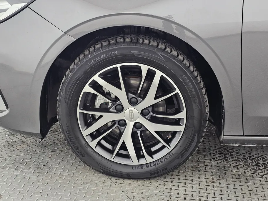 جيلي امجراند GS 2024 