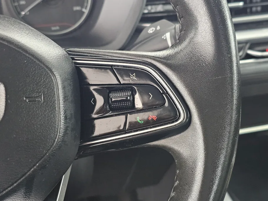 جيلي امجراند GS 2024 