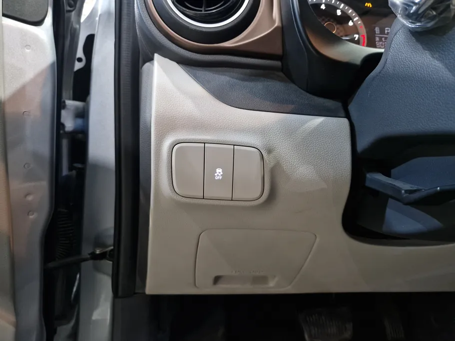 هيونداي Grand i10 فلييت 2024 