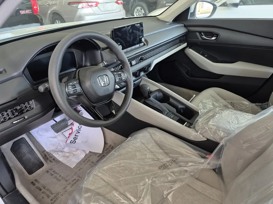 هوندا اكورد LX 2025 