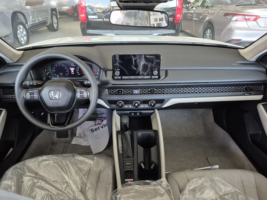 هوندا اكورد LX 2025 