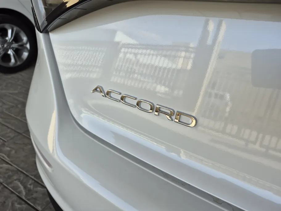 هوندا اكورد LX 2025 