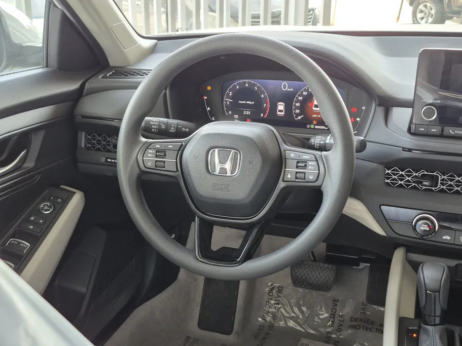 هوندا اكورد LX 2025 