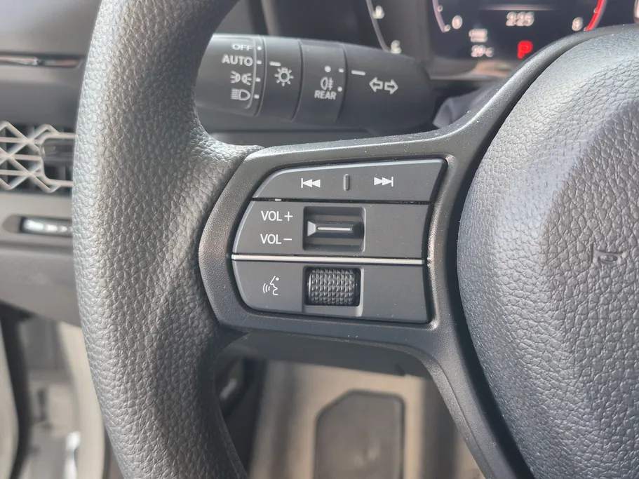 هوندا اكورد LX 2025 