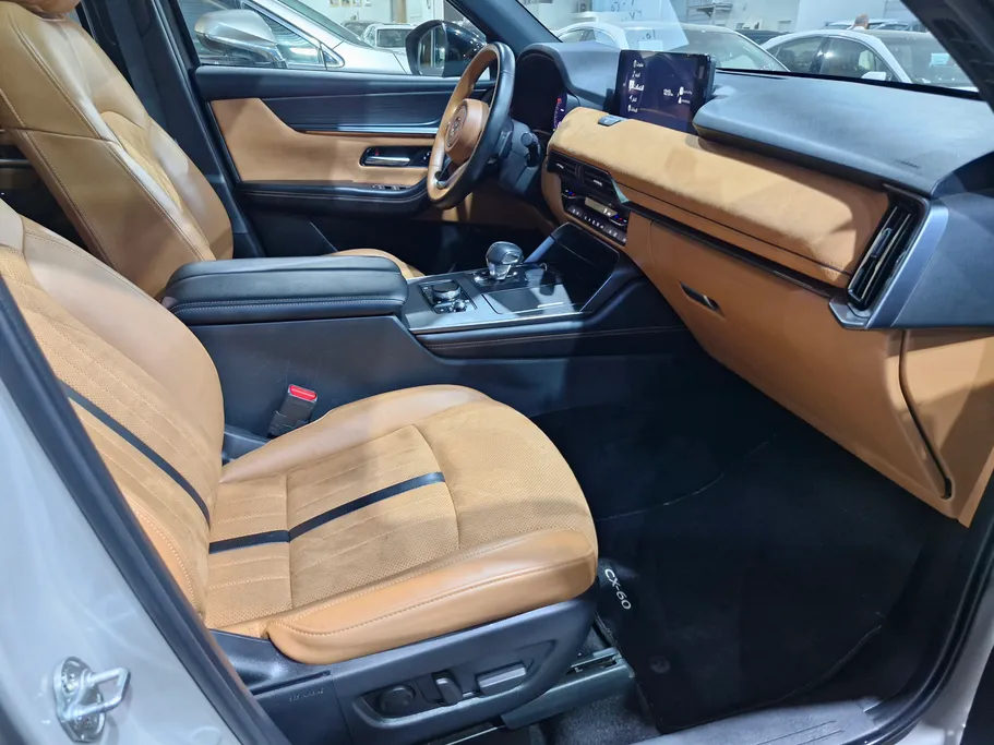 2025 مازدا CX60 العليا بلس  
