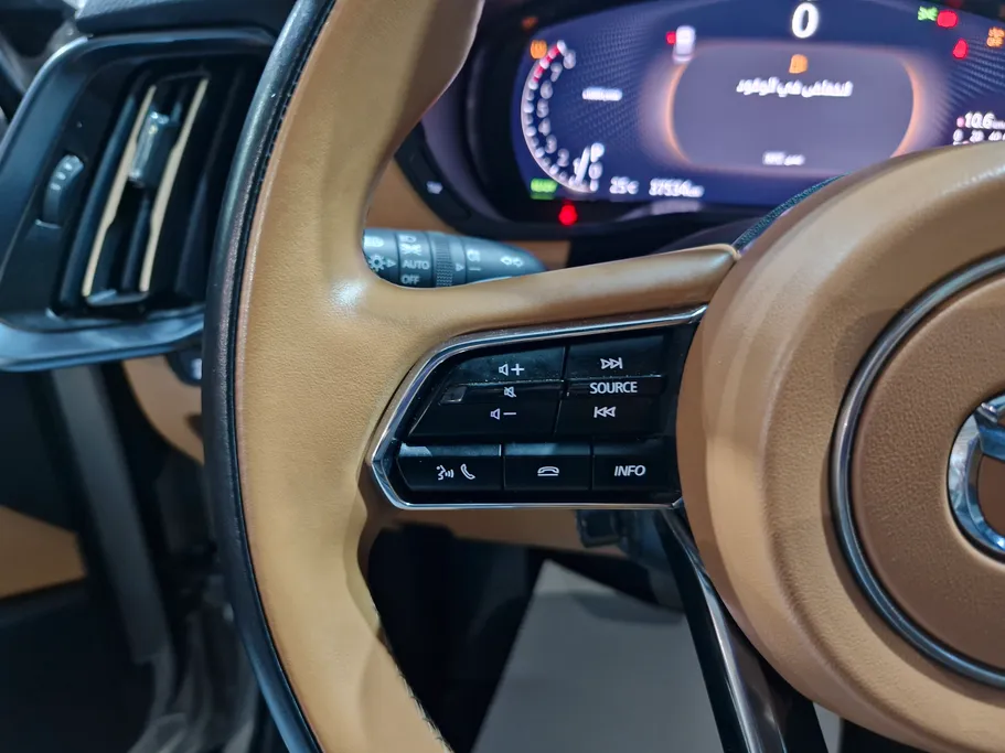 2025 مازدا CX60 العليا بلس  