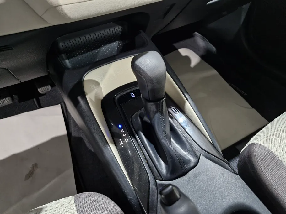 تويوتا كورولا XLI Executive Moonroof 2022 