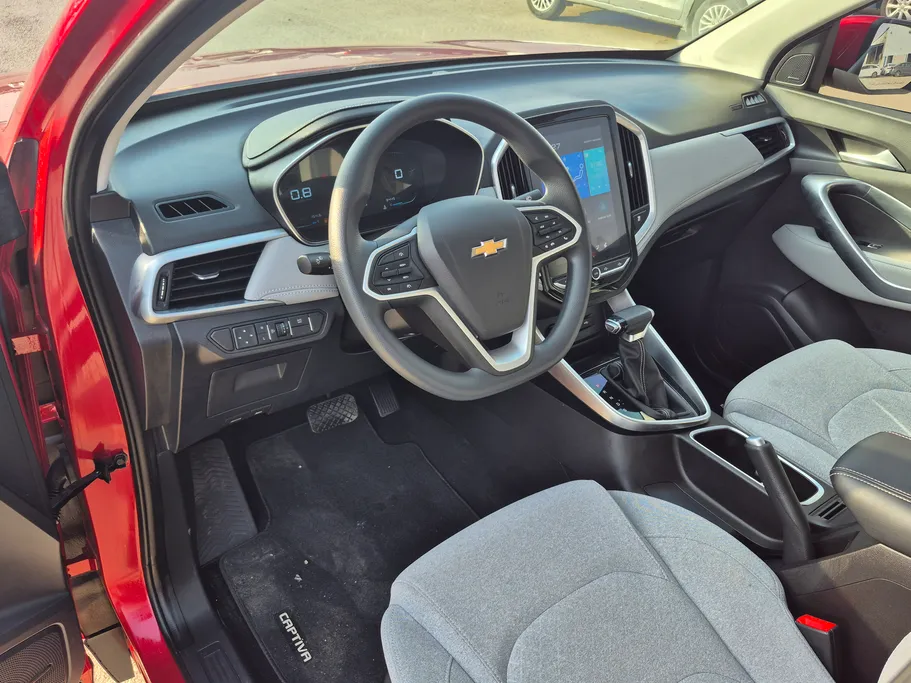 2025 Chevrolet Captiva LT 
