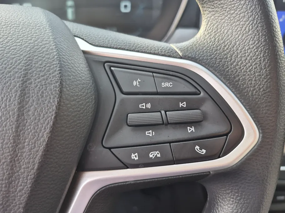 2025 Chevrolet Captiva LT 