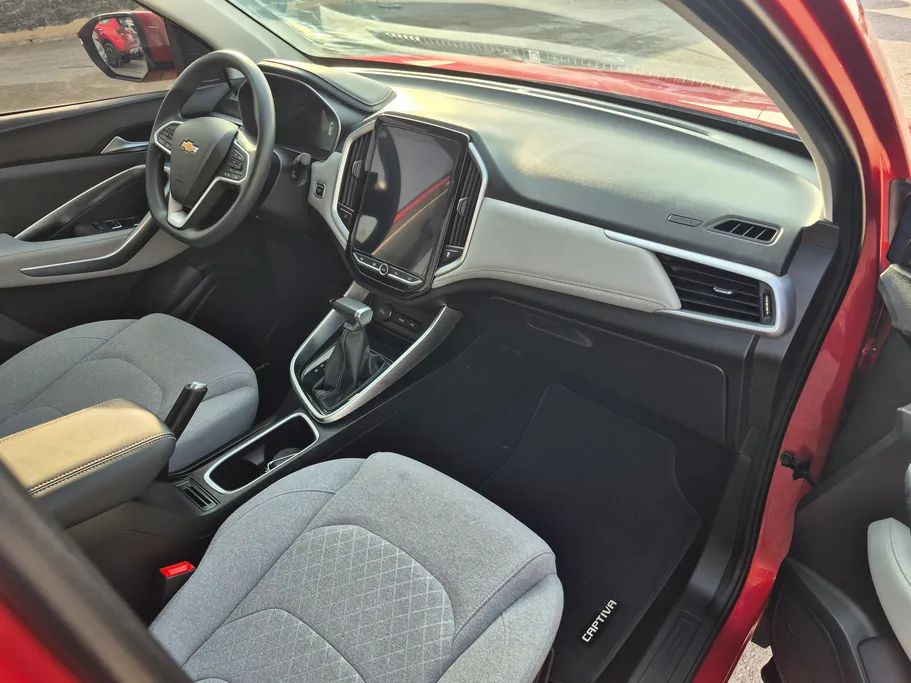 2025 Chevrolet Captiva LT 