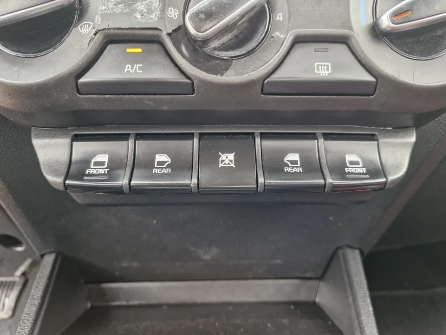 كيا بيجاس LX 2023 