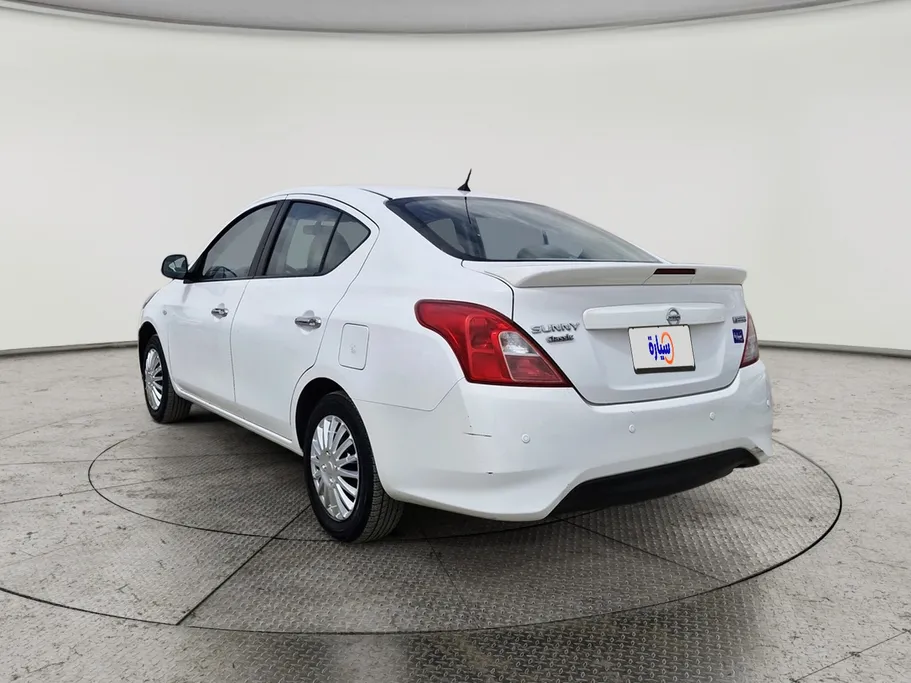 2022 Nissan Sunny Classic 