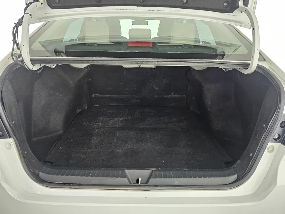 2023 Toyota Yaris  Y 