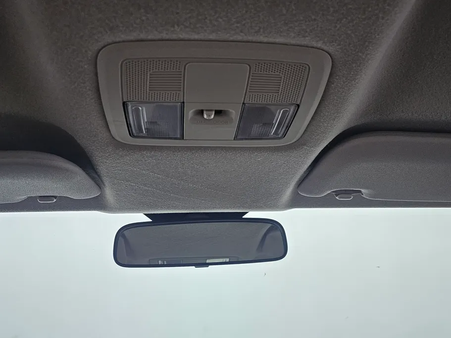 2023 Toyota Yaris  Y 