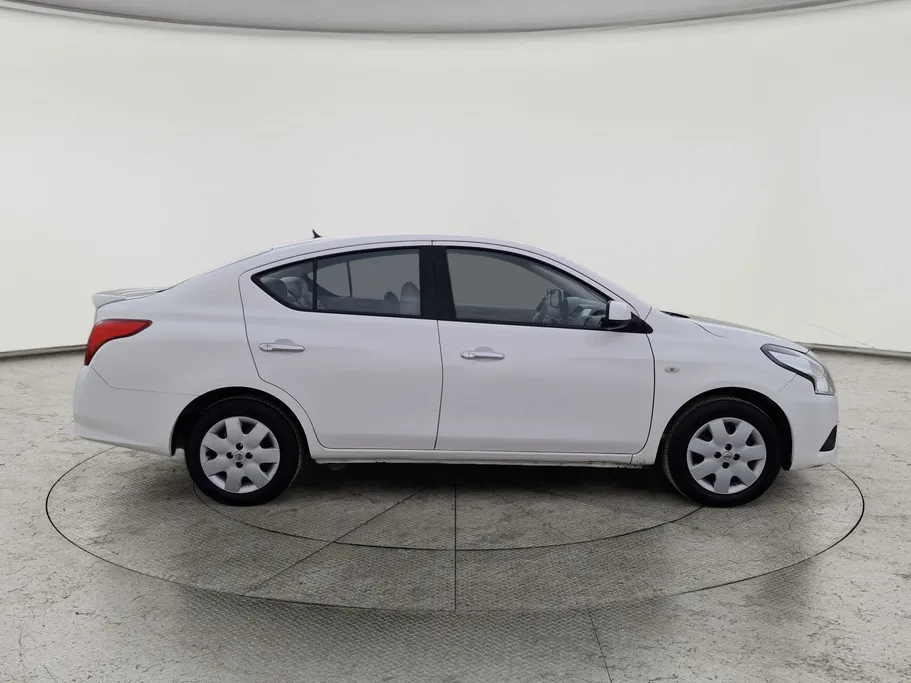 2022 Nissan Sunny SV 