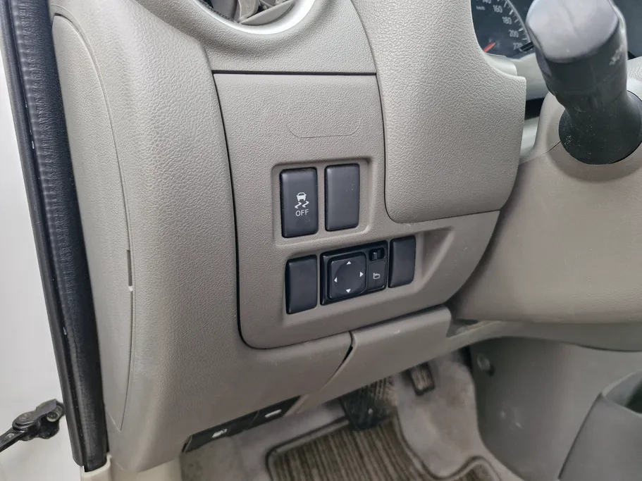 نيسان صني SV 2022 