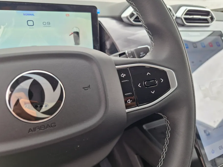 دونج فينج ميج اي 2 لاكجري 2025 