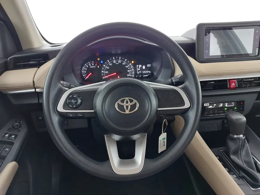 2023 Toyota Yaris  Y 