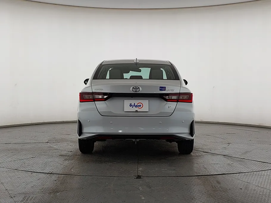 2023 Toyota Yaris  Y 